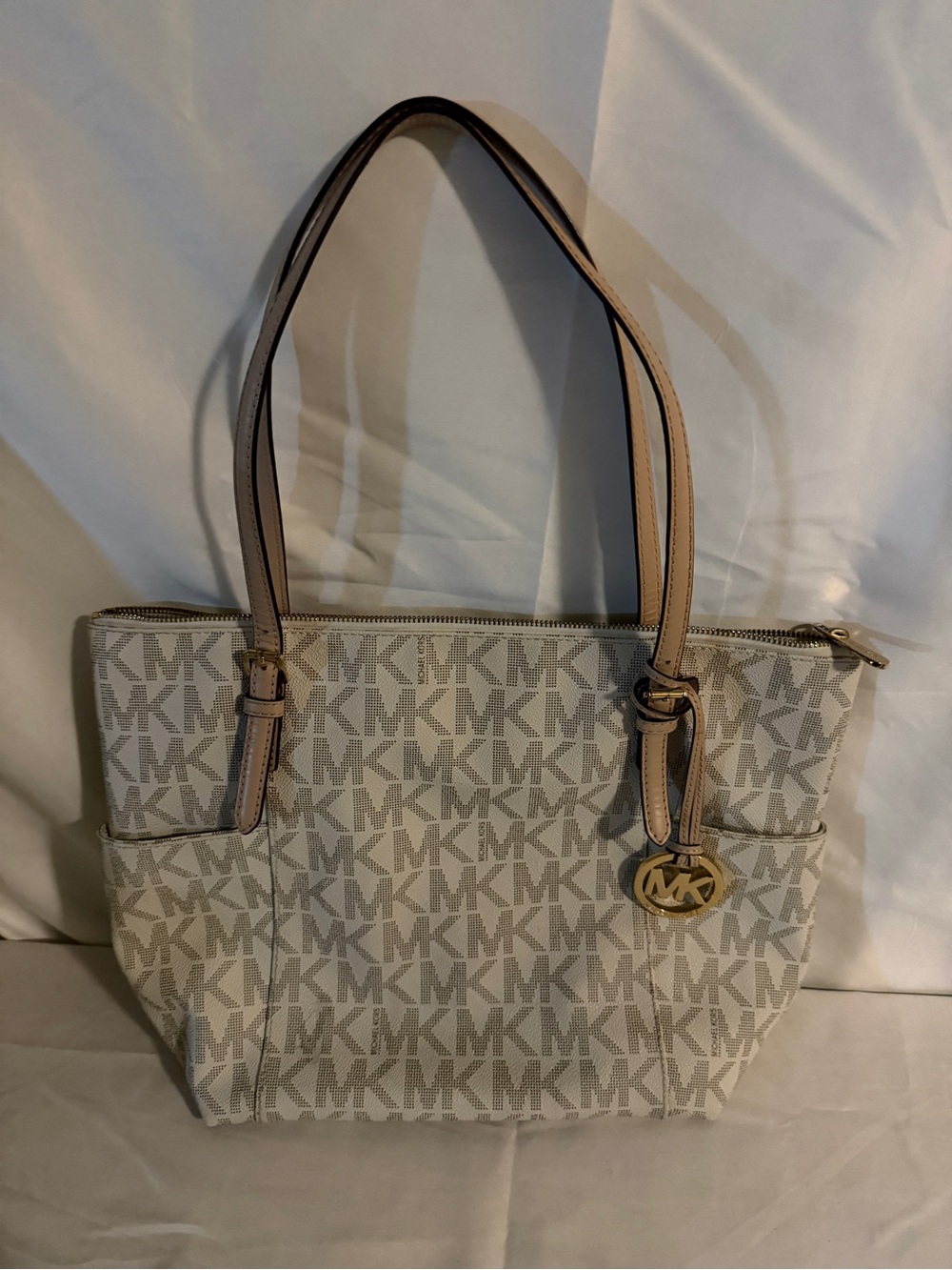 Michael Kors Tote - Picture 3 of 8